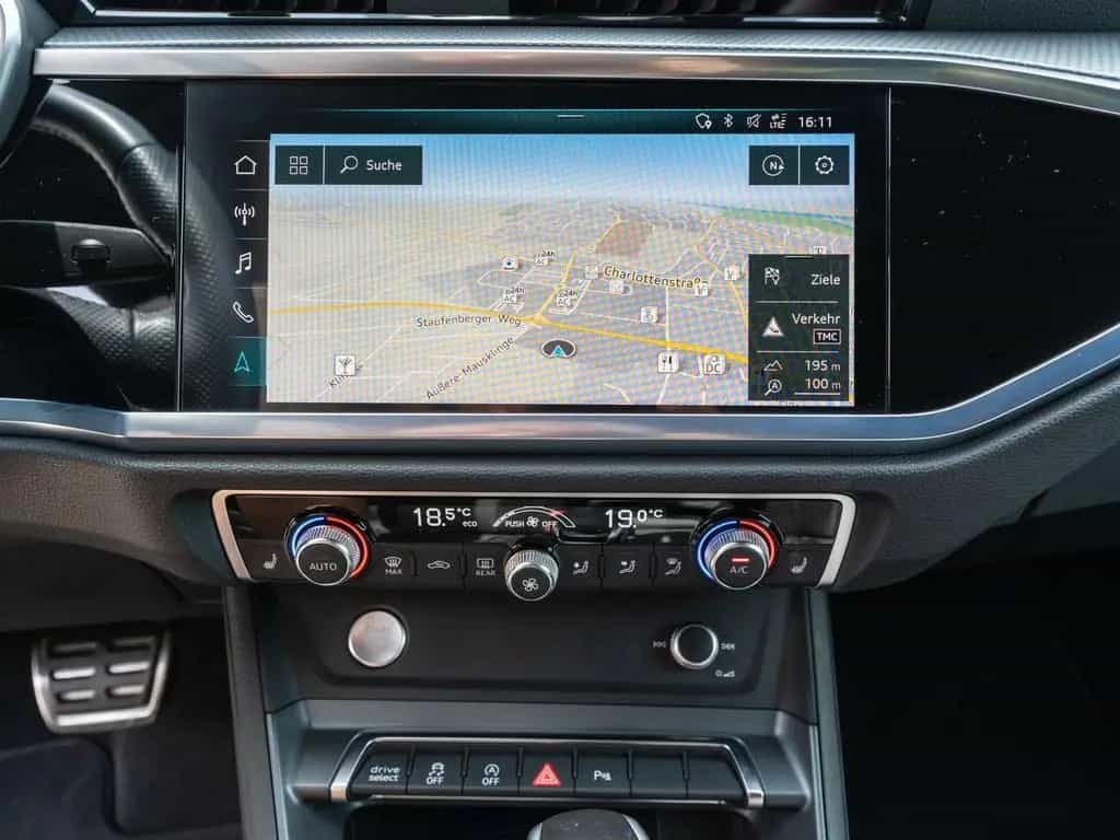 Audi Q3 Sportback S line 45TFSI quattro NAVI LED AHK 06/2020-photo-12