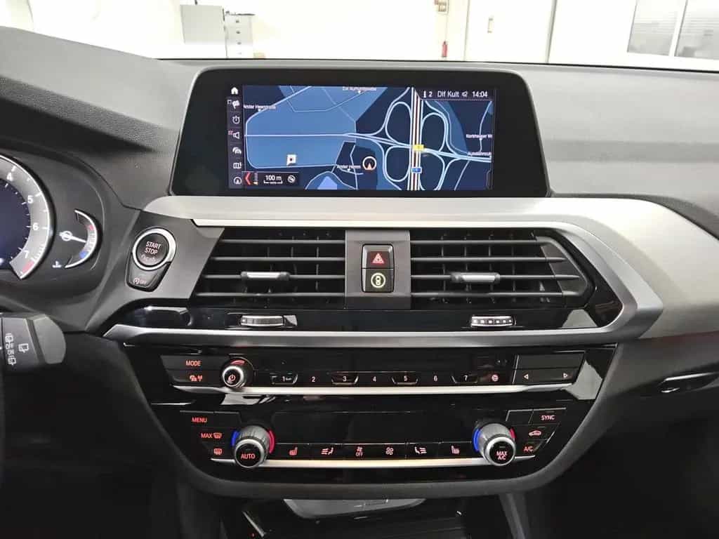 BMW X3 xDrive20i X-Line T-Leder Navi LED HuD HiFi 12/2019-photo-6