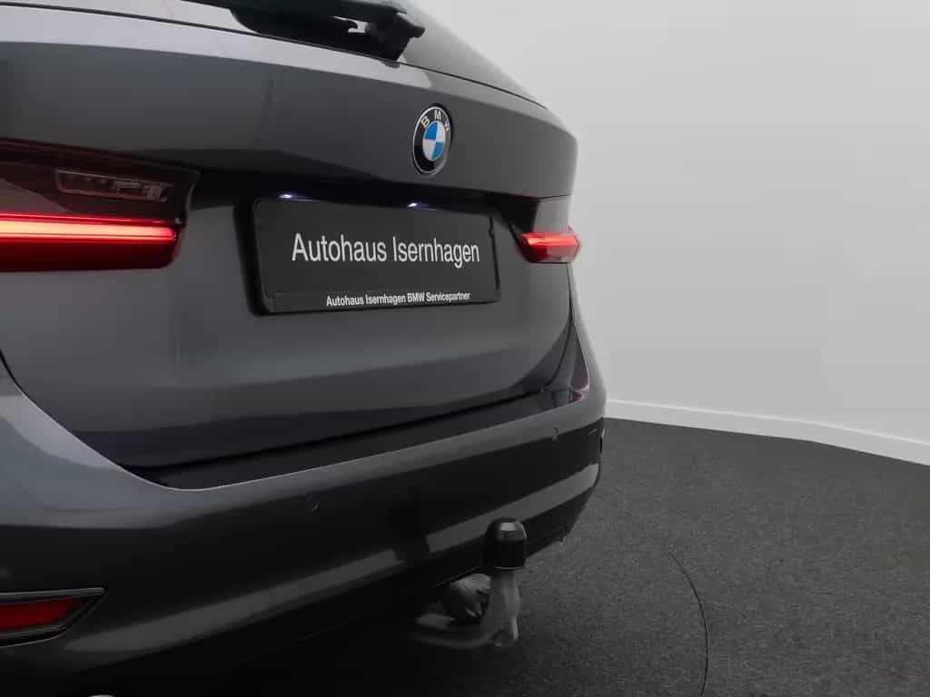 BMW 320 d xD Sport Line Alarm AHK DAB HiFi DrivAssist 01/2022-photo-14