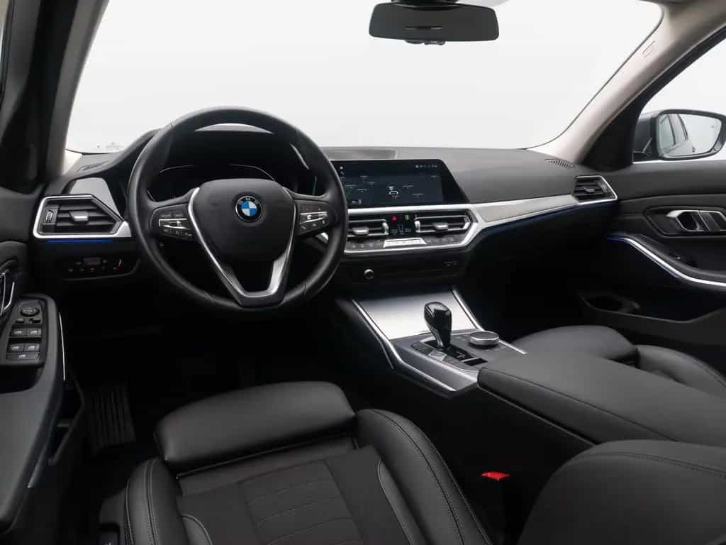 BMW 320 d xD Sport Line Alarm AHK DAB HiFi DrivAssist 01/2022-photo-38