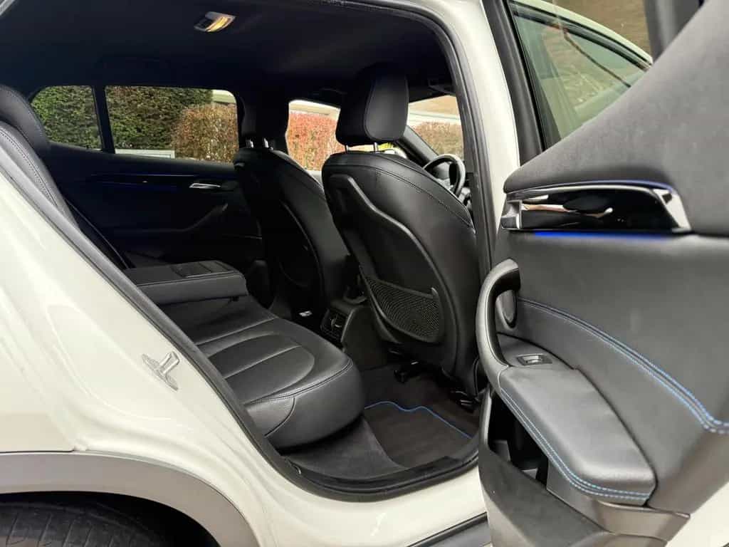 BMW X2 sDrive 18 d M Sport Hifi Rückfahrkamera 08/2018-photo-19