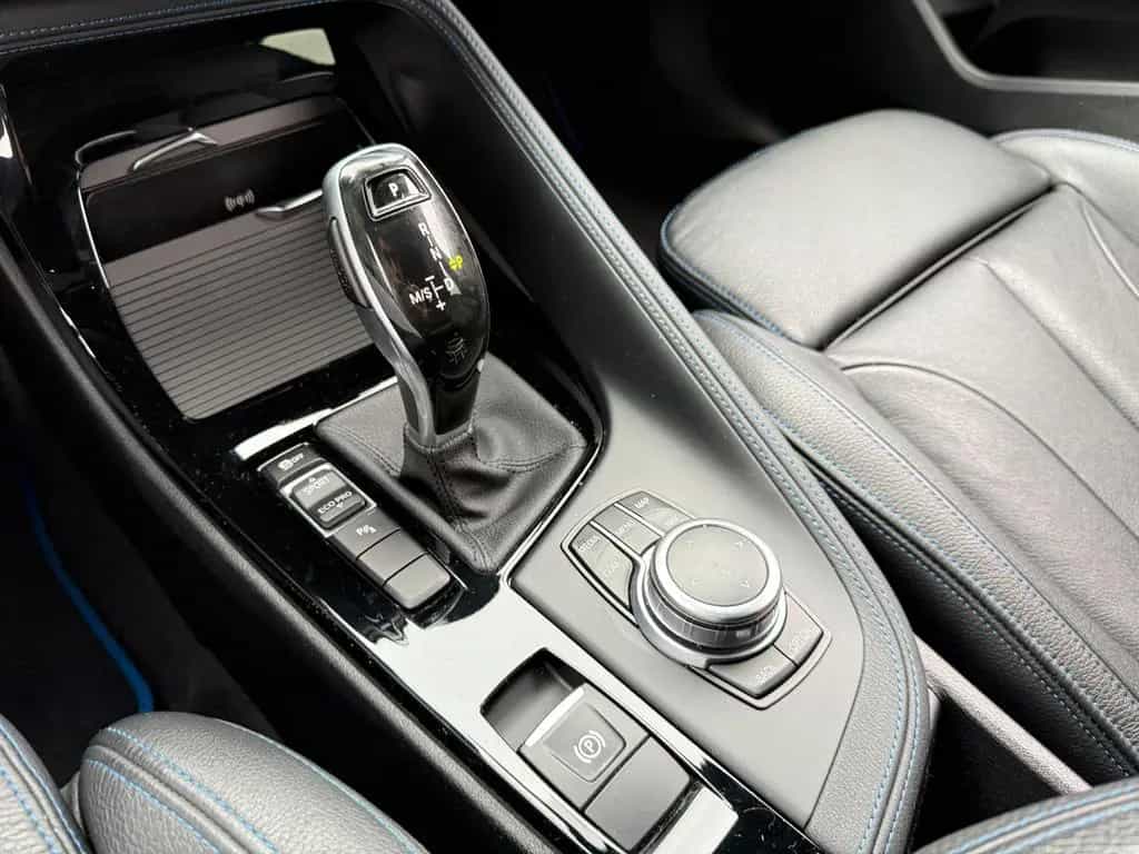 BMW X2 sDrive 18 d M Sport Hifi Rückfahrkamera 08/2018-photo-27