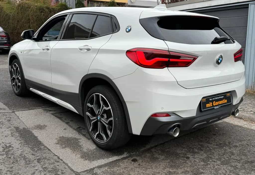 BMW X2 sDrive 18 d M Sport Hifi Rückfahrkamera 08/2018-photo-7