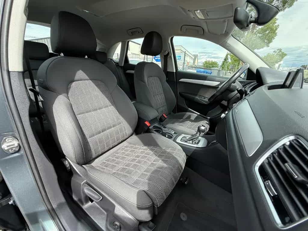 Audi Q3 sport quattro S-Tronic Navi FINANZIERUNG 03/2017-photo-20