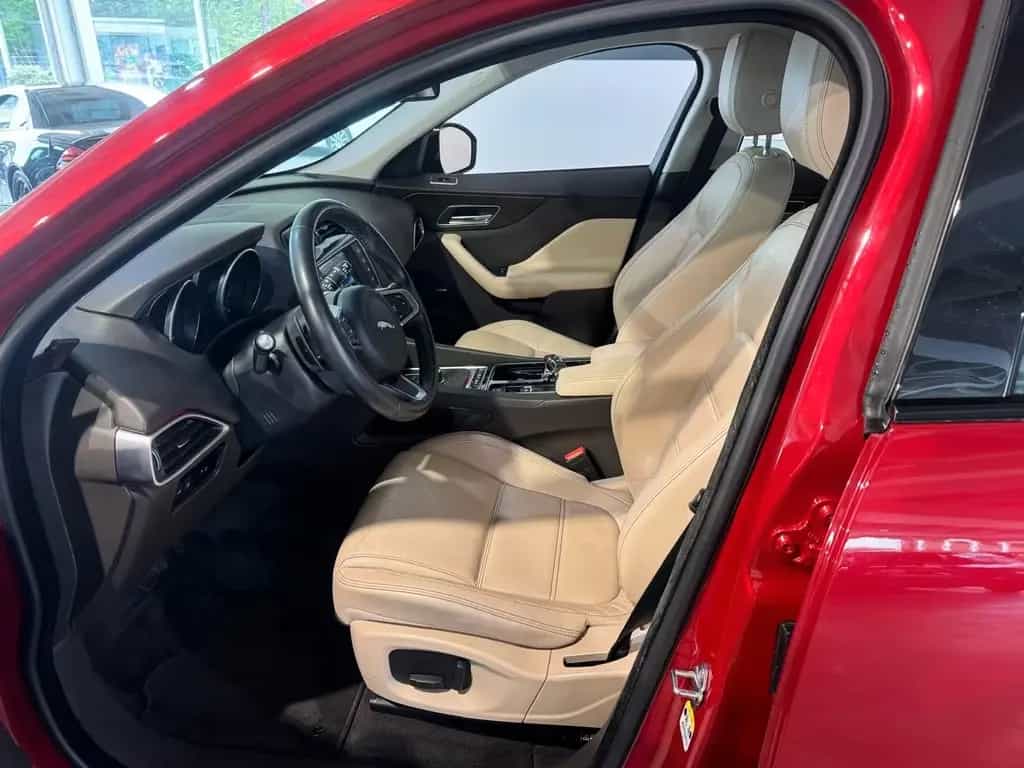 Jaguar F-Pace F-PACE Prestige AWD 06/2017-photo-11