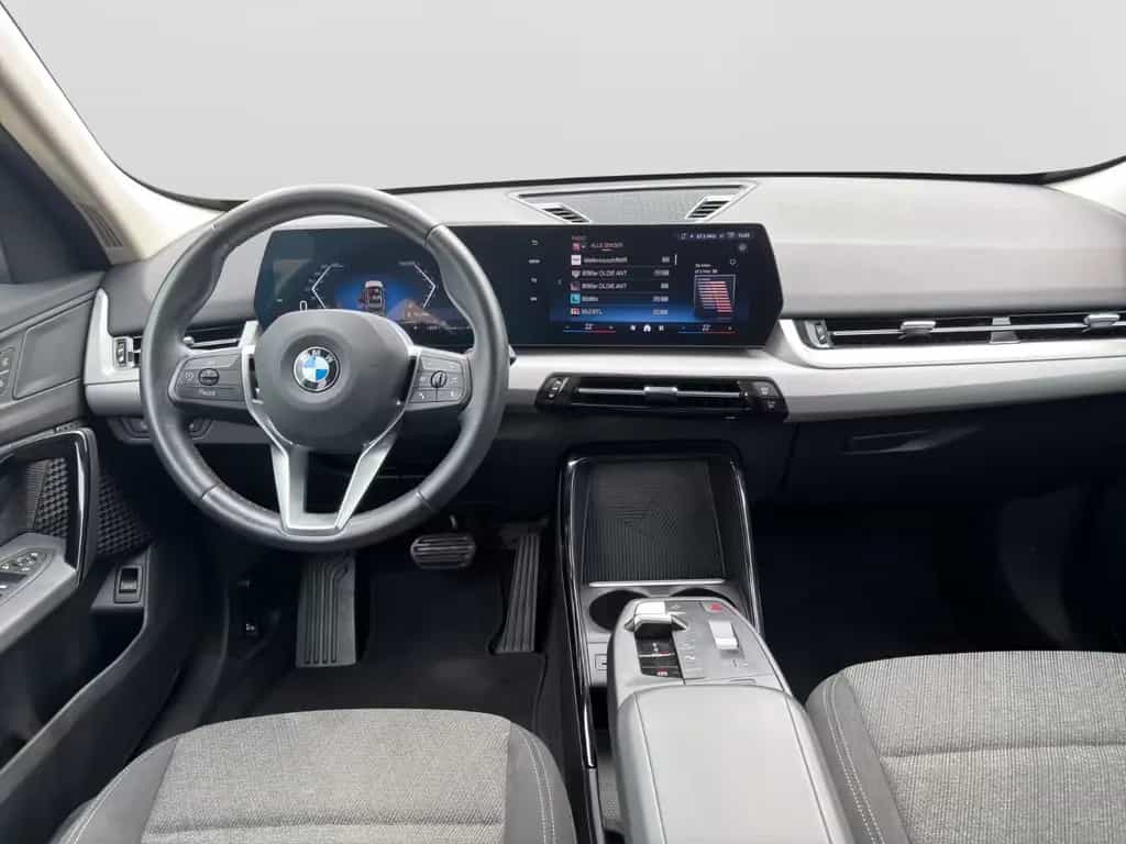 BMW X1 1.5 Aut. KAM LED APP NAV DAB KLIMAAUT TÜV Neu 06/2024-photo-18