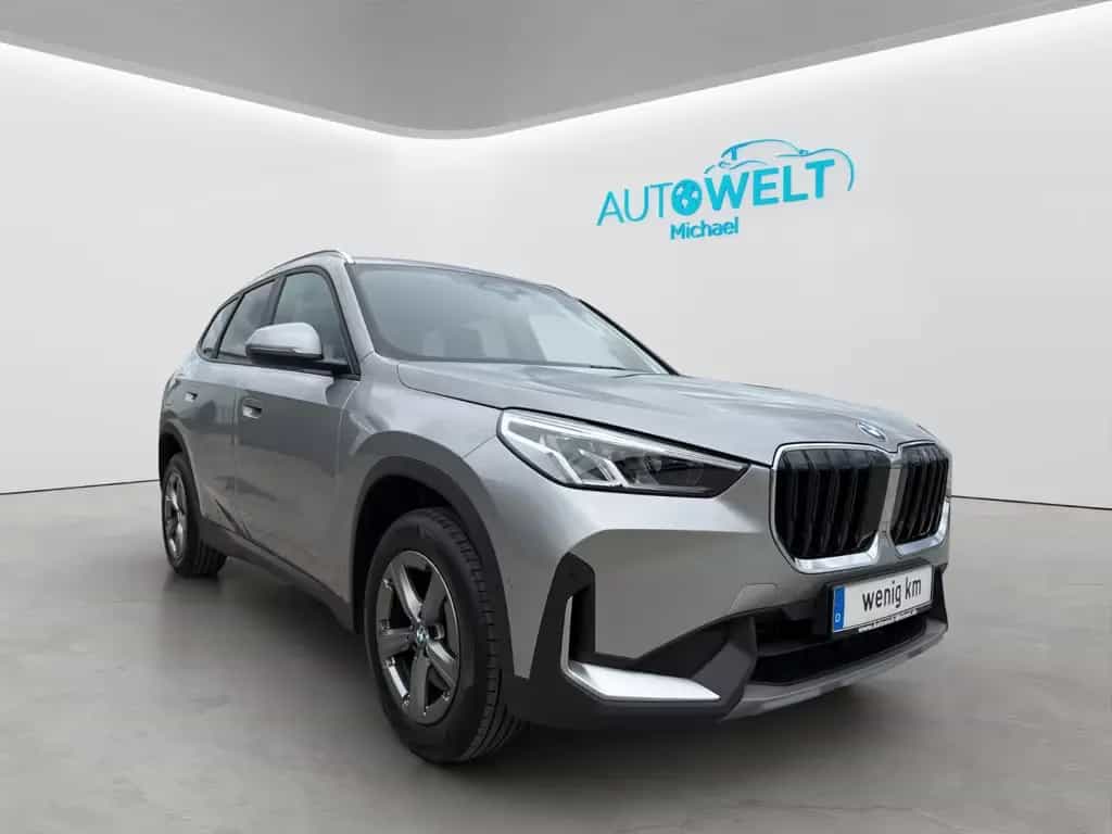 BMW X1 1.5 Aut. KAM LED APP NAV DAB KLIMAAUT TÜV Neu 06/2024-photo-2