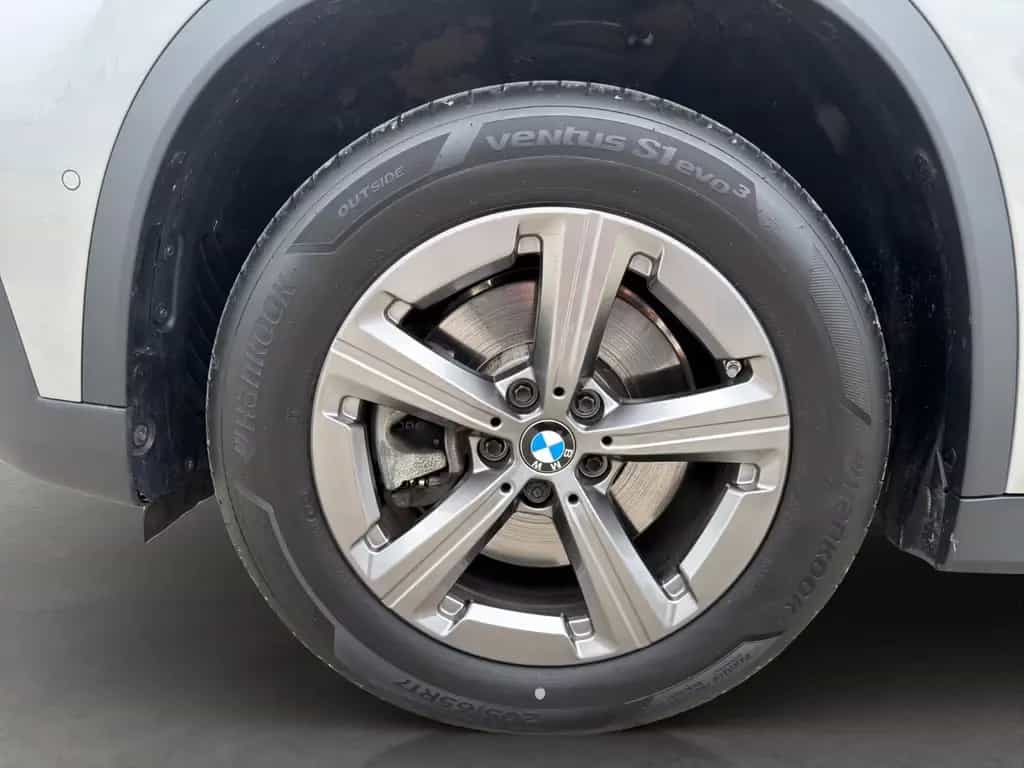 BMW X1 1.5 Aut. KAM LED APP NAV DAB KLIMAAUT TÜV Neu 06/2024-photo-8