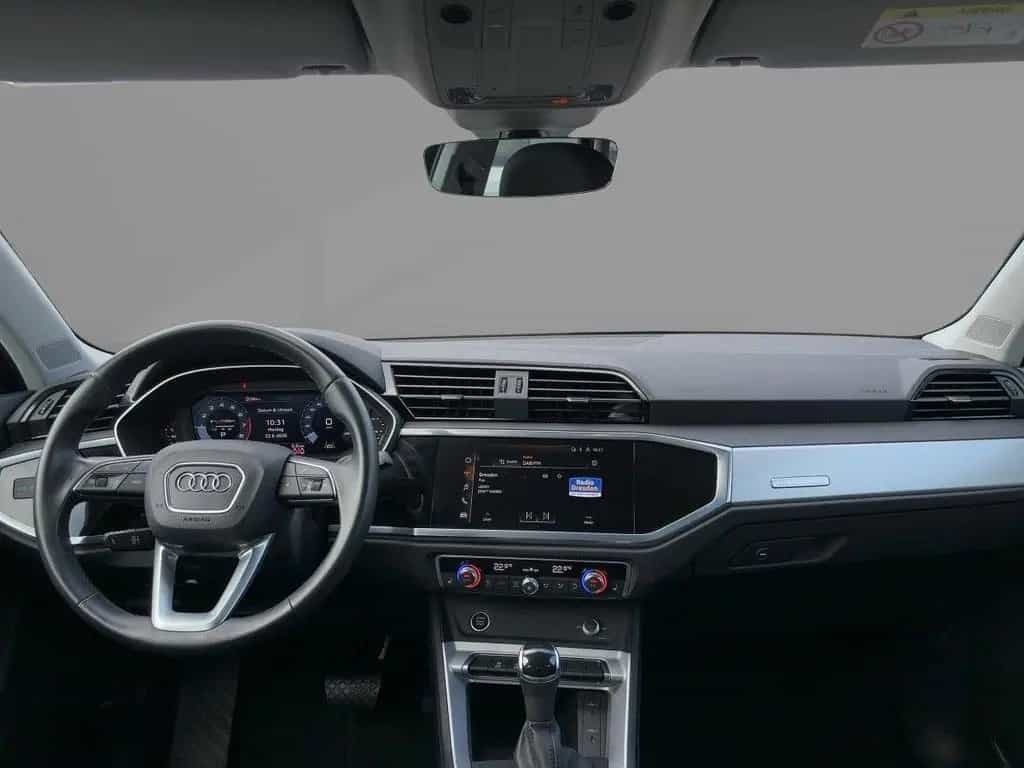 Audi Q3 SUV advanced 35 TFSI S tronic AHZV LED Sitzhz 06/2021-photo-5