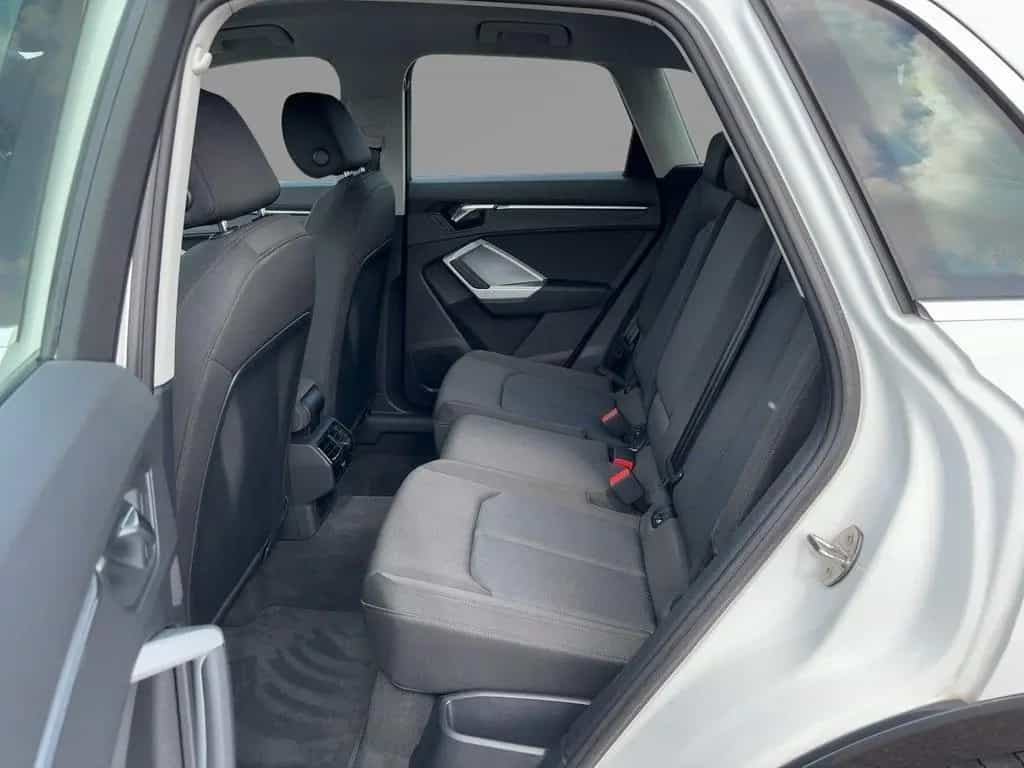 Audi Q3 SUV advanced 35 TFSI S tronic AHZV LED Sitzhz 06/2021-photo-9