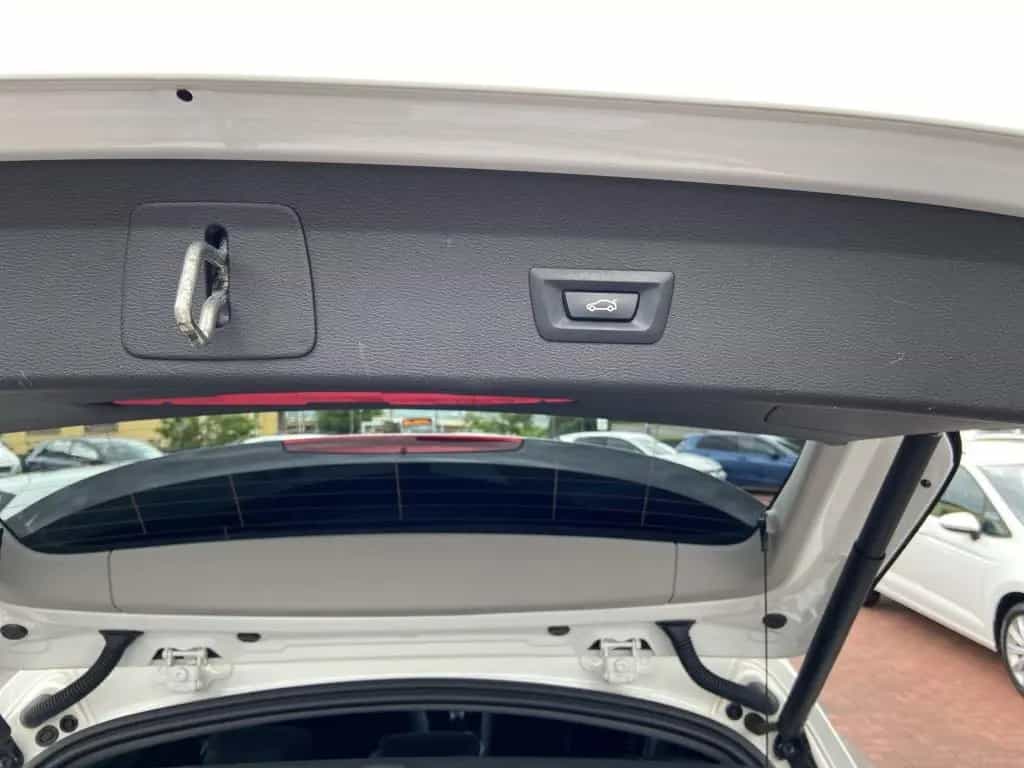 BMW X1 sDrive 18 i Sport Line *AHK*KAMERA*BUSINESS* 11/2021-photo-14