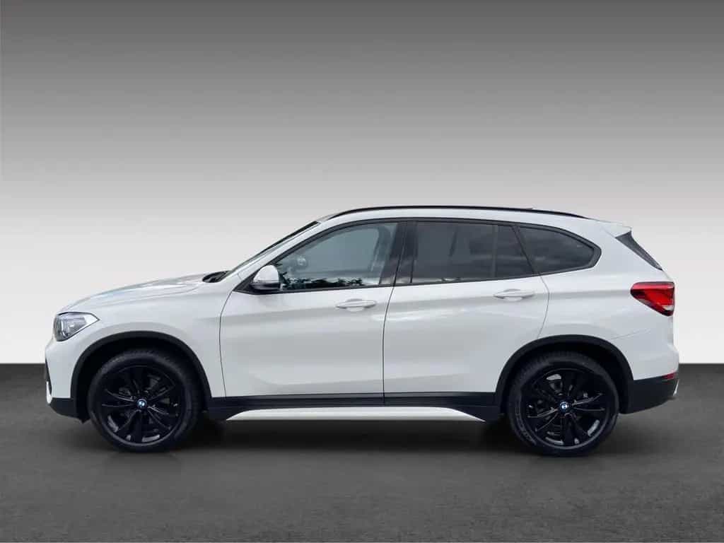 BMW X1 sDrive 18 i Sport Line *AHK*KAMERA*BUSINESS* 11/2021-photo-5