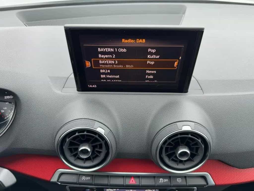 Audi Q2 35 TFSI SPORT LED+APP+SHZ+PDC+GRA+DAB+MFA+MFL 07/2018-photo-10