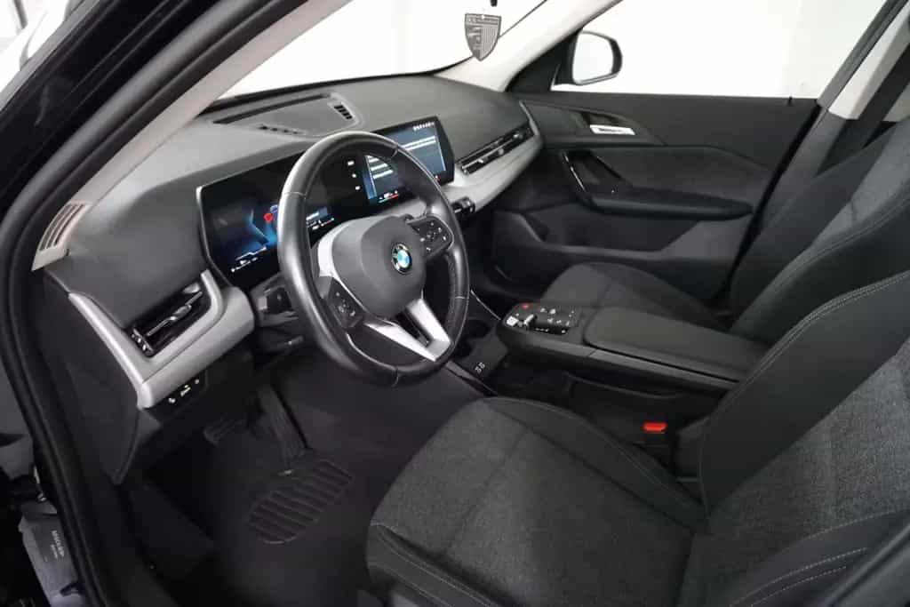 BMW X1 18d sDrive 04/2023-photo-10