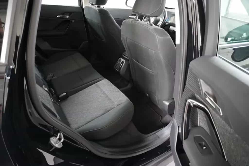 BMW X1 18d sDrive 04/2023-photo-12