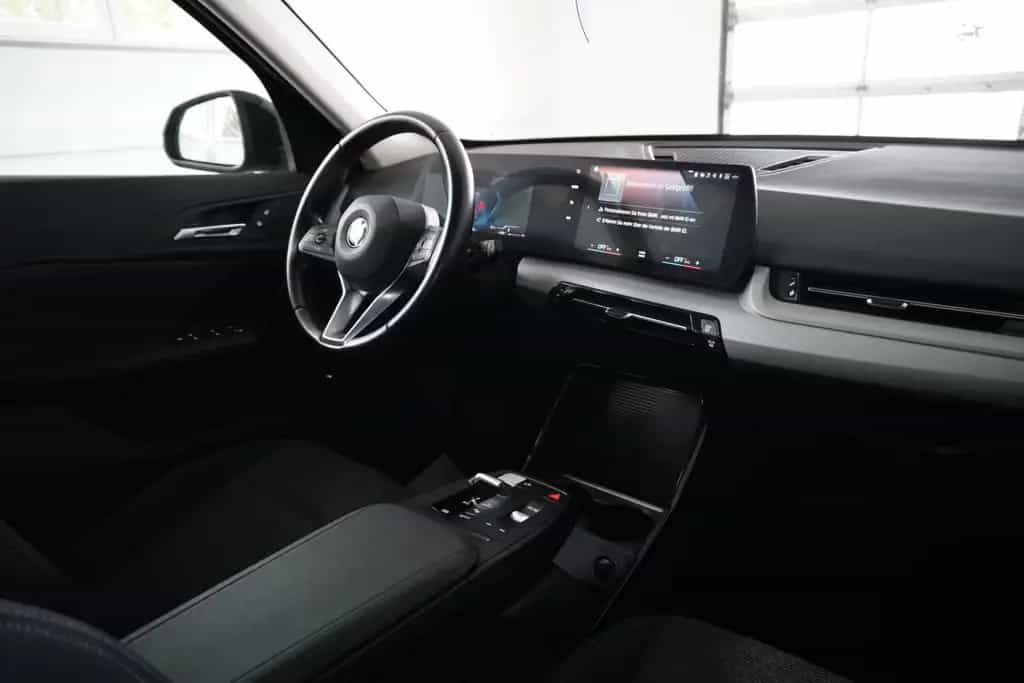 BMW X1 18d sDrive 04/2023-photo-9