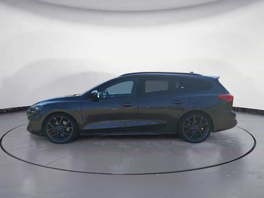 Ford Focus ST Turnier AHK*ACC*NAVI*KAMERA*SHZ*LHZ*KEY 10/2021-photo-1