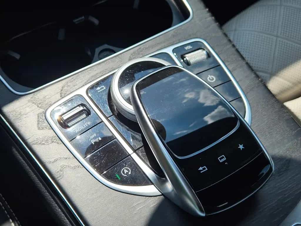 Mercedes-Benz C 400 4Matic Edition 1 LED*Keyless*Designo Innen 04/2015-photo-37