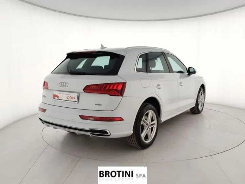 Audi Q5 2.0 TDI 140kW Sport quattro S tronic 10/2020-photo-2