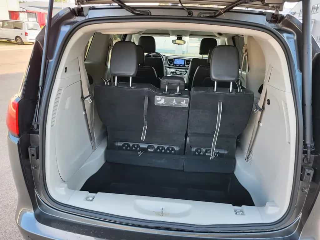 Chrysler Pacifica 3.6 V6/7-Sitze/NAVI/el.Türe/LEDER 07/2017-photo-17