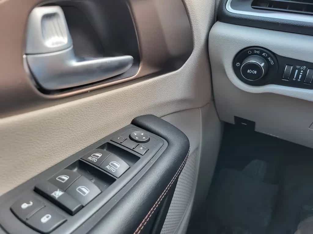 Chrysler Pacifica 3.6 V6/7-Sitze/NAVI/el.Türe/LEDER 07/2017-photo-21