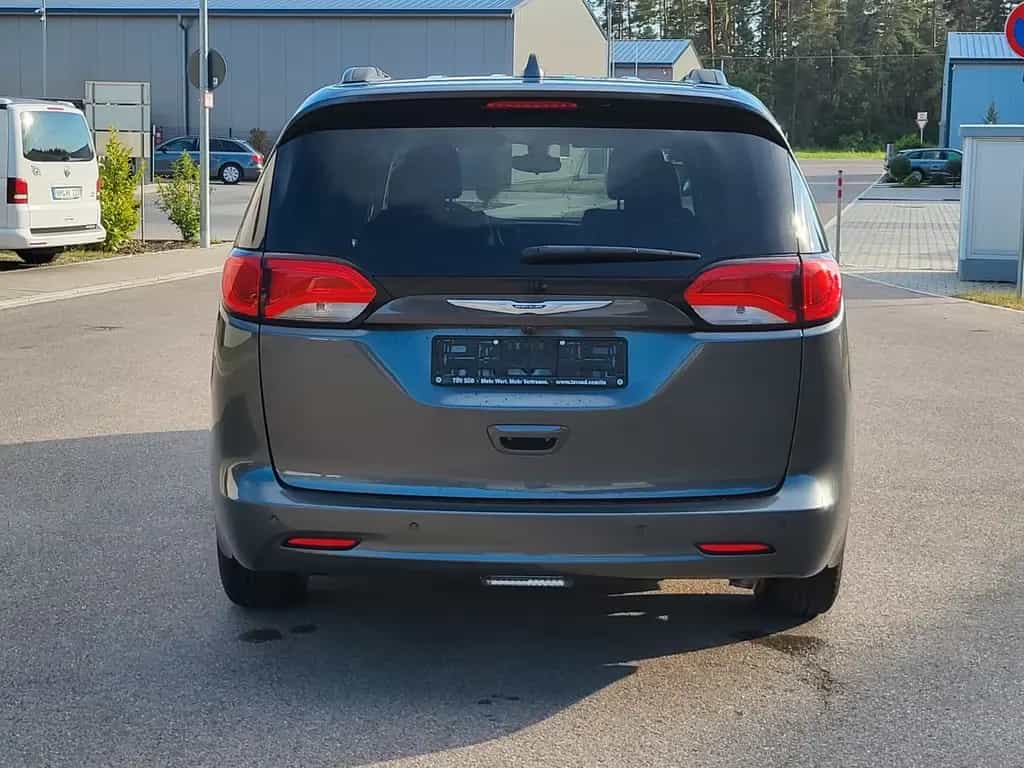 Chrysler Pacifica 3.6 V6/7-Sitze/NAVI/el.Türe/LEDER 07/2017-photo-3