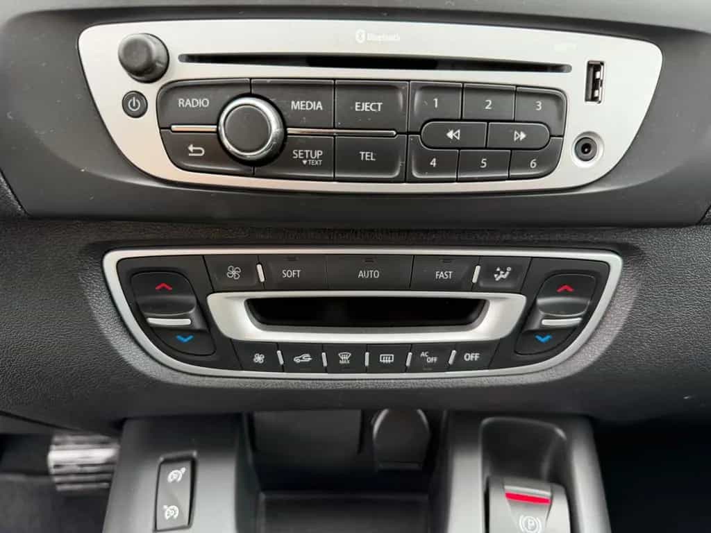 Renault Grand Scenic ENERGY/SteuerketteNeu7SitzeTüv-Neu 03/2015-photo-24