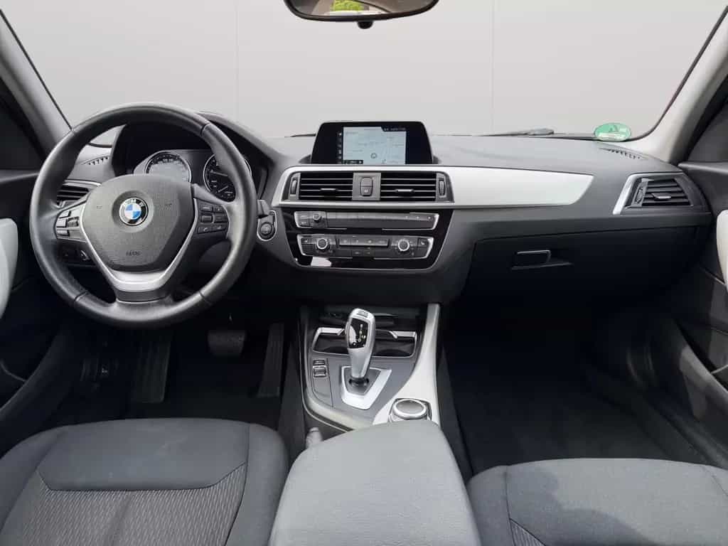 BMW 118 1 Limousine 5-trg.LED/Navi/8Fach/Garantie 05/2019-photo-11