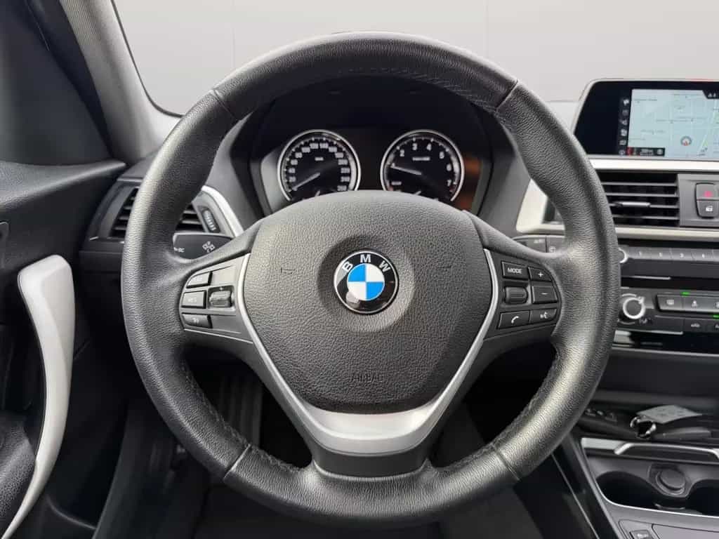 BMW 118 1 Limousine 5-trg.LED/Navi/8Fach/Garantie 05/2019-photo-13