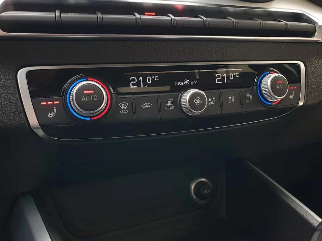 Audi Q2 35 TFSI sport***AHK*LED*Navi*Keyless*** 03/2020-photo-18