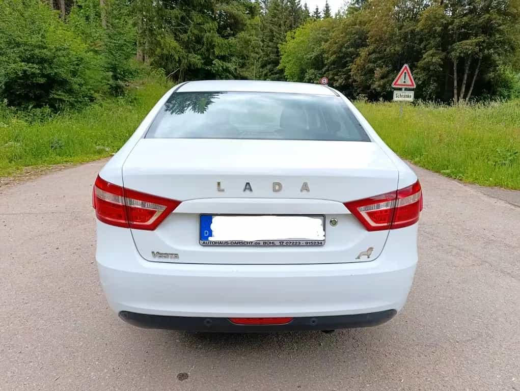 Lada Vesta 1.6 16V Automatik - 07/2017-photo-6