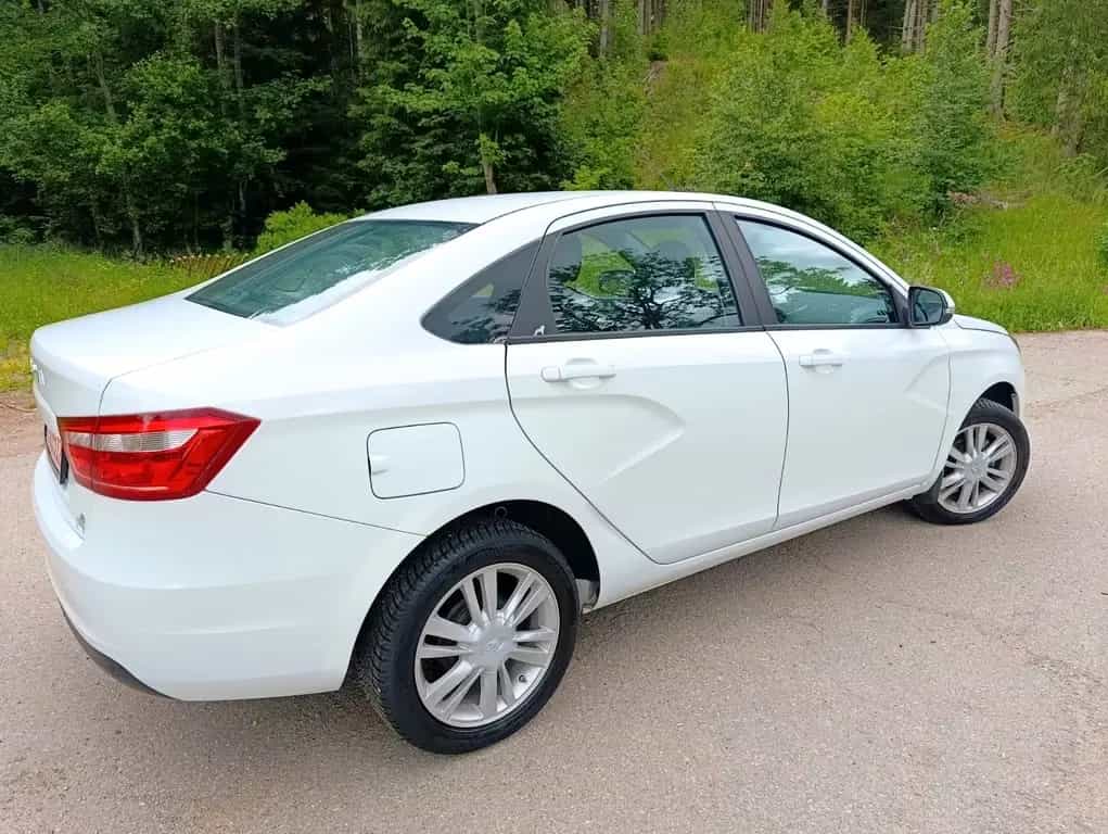 Lada Vesta 1.6 16V Automatik - 07/2017-photo-7