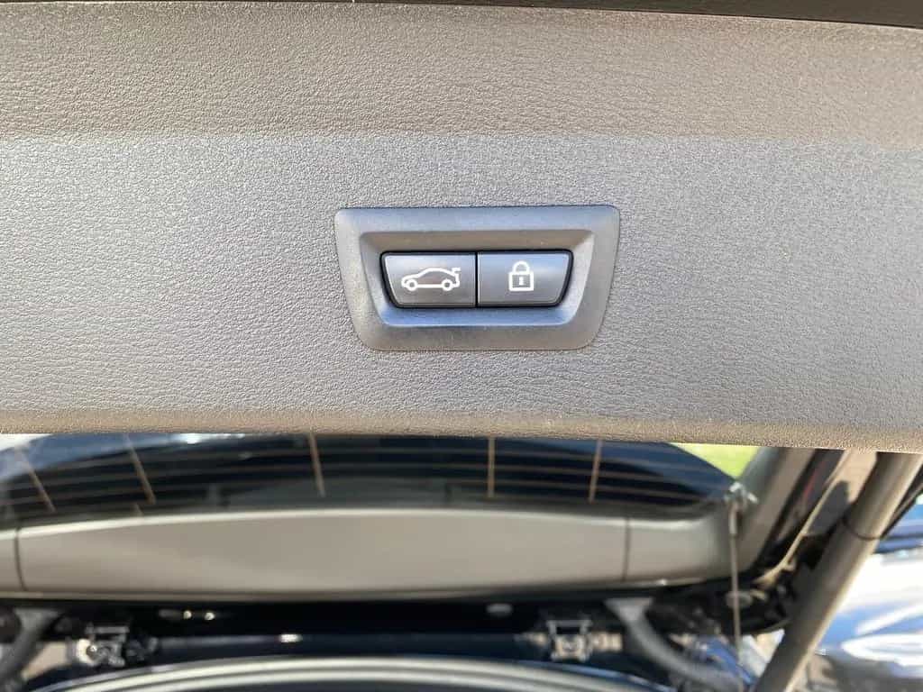 BMW X1 xDrive 20 i M Sport/Business-Paket/Pano/Navi 04/2018-photo-16