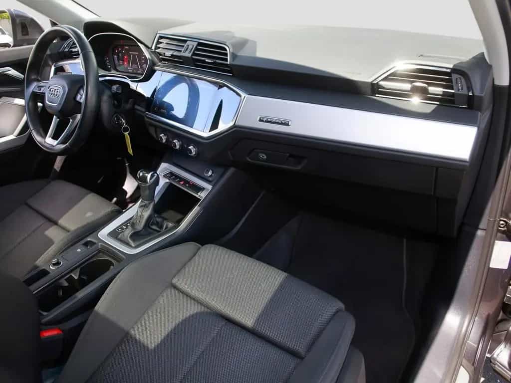 Audi Q3 Sportback 35 TDI quattro S line Panorama Navi 03/2021-photo-13