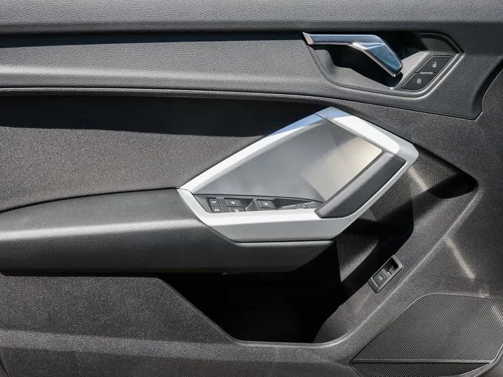 Audi Q3 Sportback 35 TDI quattro S line Panorama Navi 03/2021-photo-20