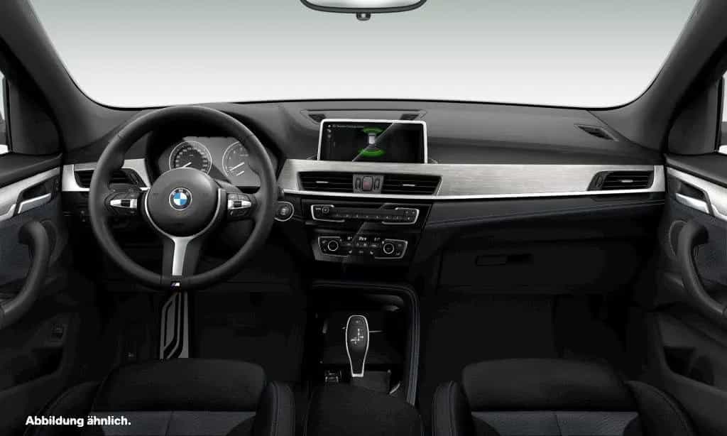 BMW X1 sDrive20i M Sport Navi AHK Parkassist LED 05/2022-photo-2
