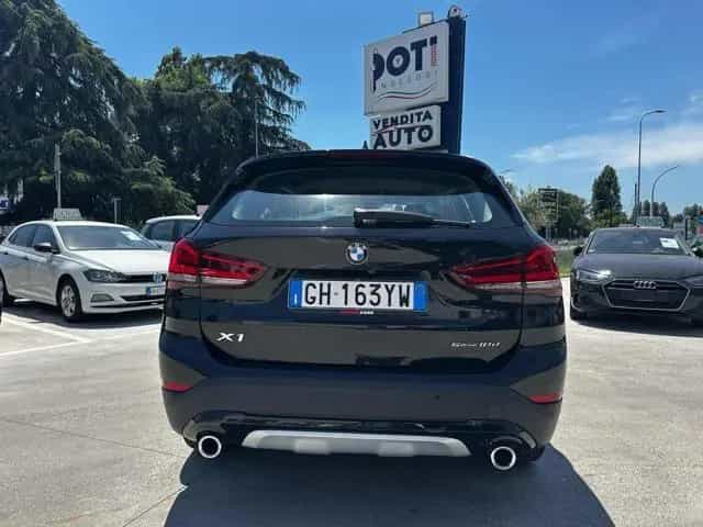 BMW X1 sDrive18d xLine Plus "PELLE, FULL" 03/2022-photo-4