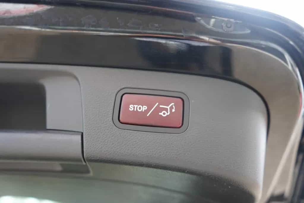 Mercedes-Benz GLA 200 Peak Edition LED Alcantara AHK Navi PDC 12/2017-photo-35