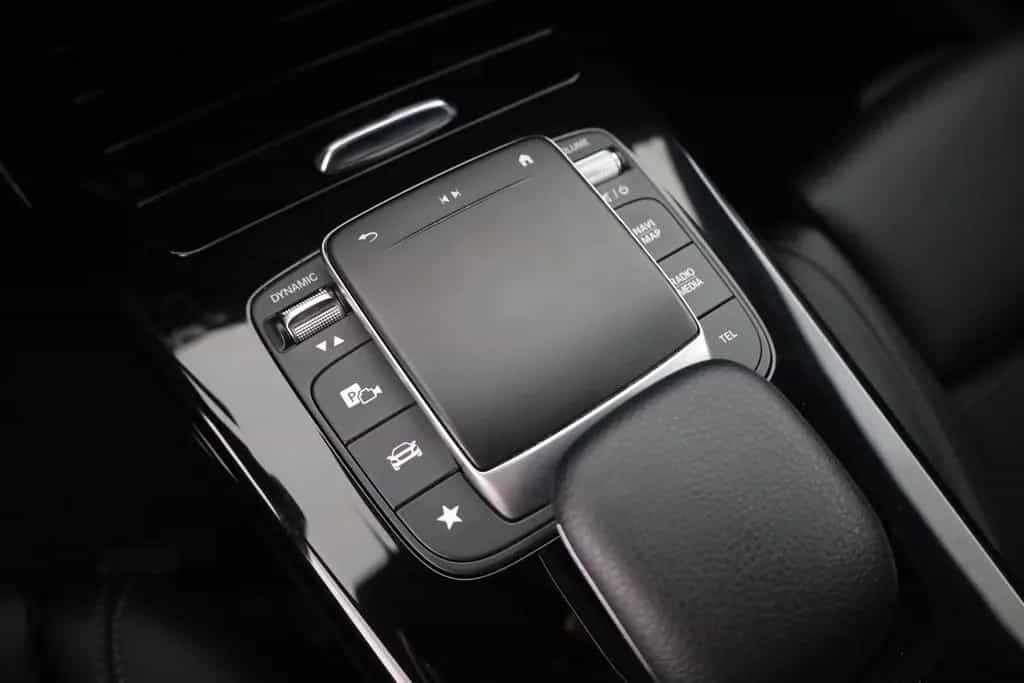 Mercedes-Benz CLA 180 SB Progressive LED Navi Kamera Tempomat 02/2021-photo-13