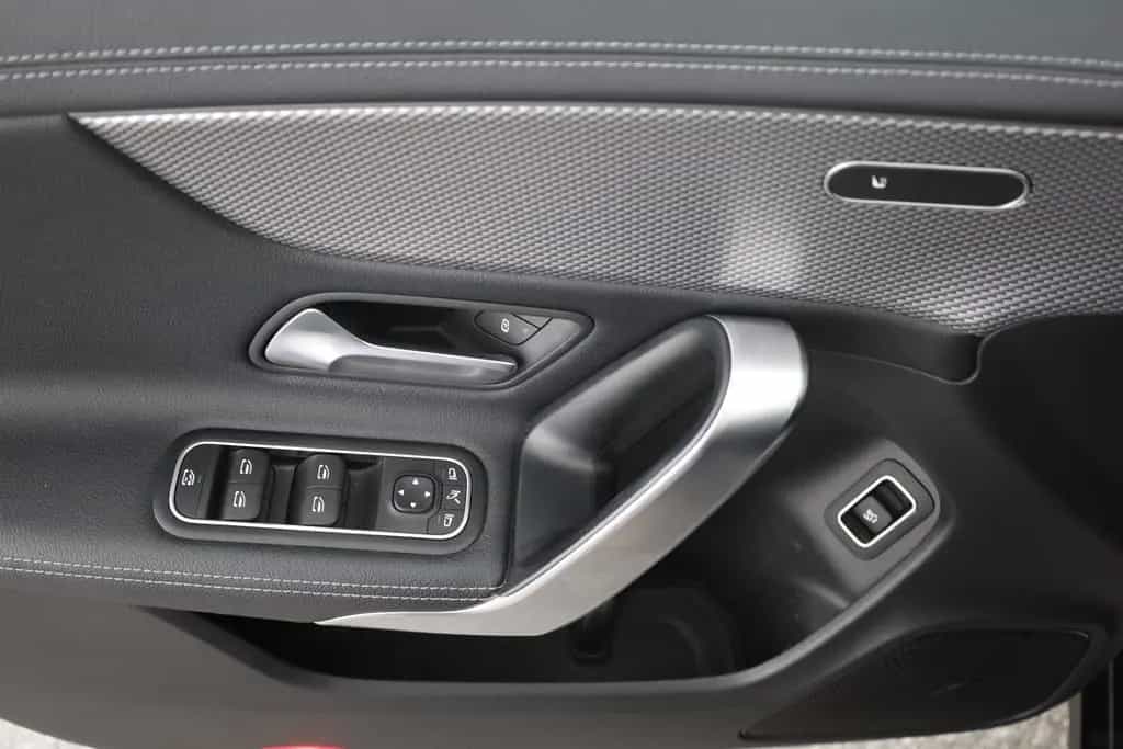 Mercedes-Benz CLA 180 SB Progressive LED Navi Kamera Tempomat 02/2021-photo-21