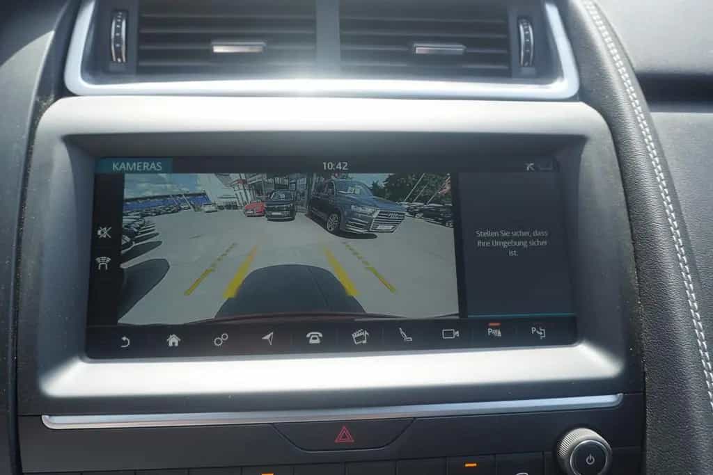Jaguar E-Pace 2.0 R-Dynamic SE AWD LED Navi Panorama 04/2021-photo-27