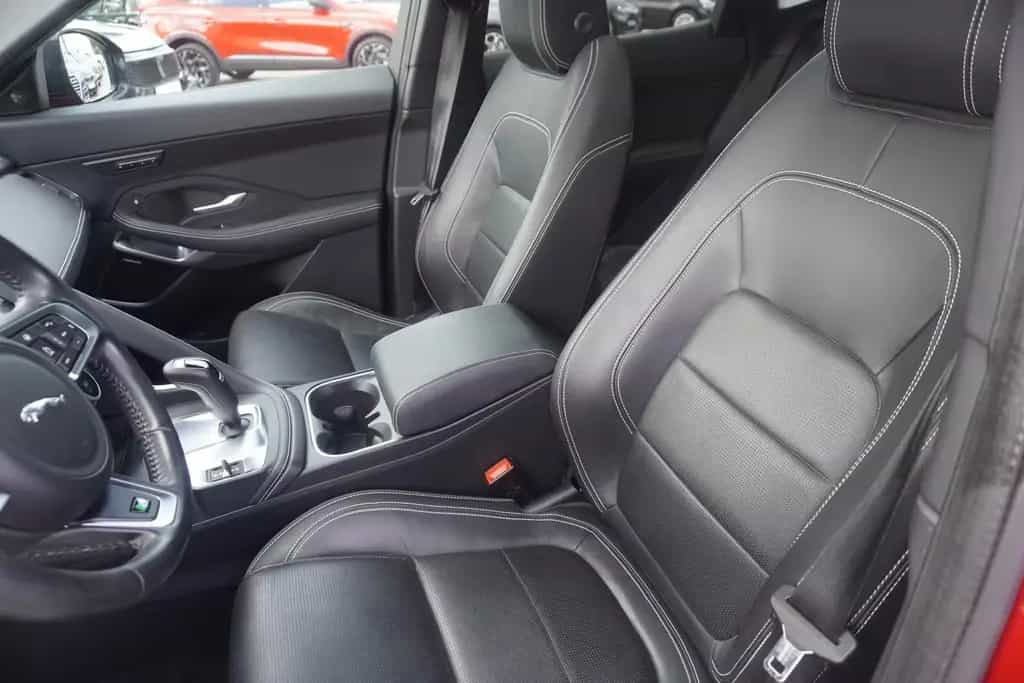 Jaguar E-Pace 2.0 R-Dynamic SE AWD LED Navi Panorama 04/2021-photo-8
