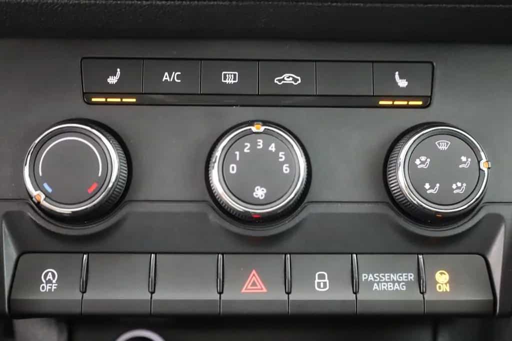 Skoda Kodiaq 1.4 TSI Navi Smartlink Sitzheizung PDC 08/2018-photo-11