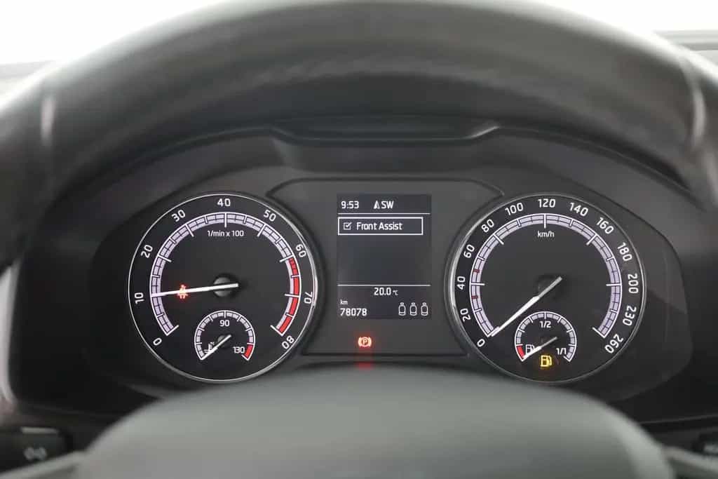 Skoda Kodiaq 1.4 TSI Navi Smartlink Sitzheizung PDC 08/2018-photo-16