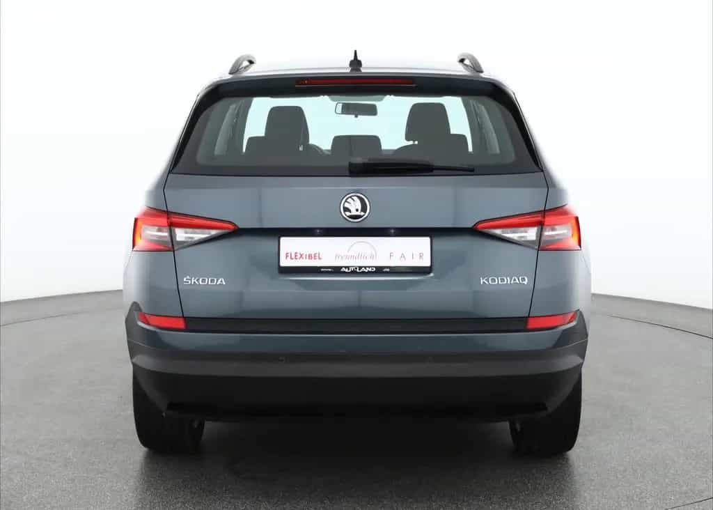 Skoda Kodiaq 1.4 TSI Navi Smartlink Sitzheizung PDC 08/2018-photo-3