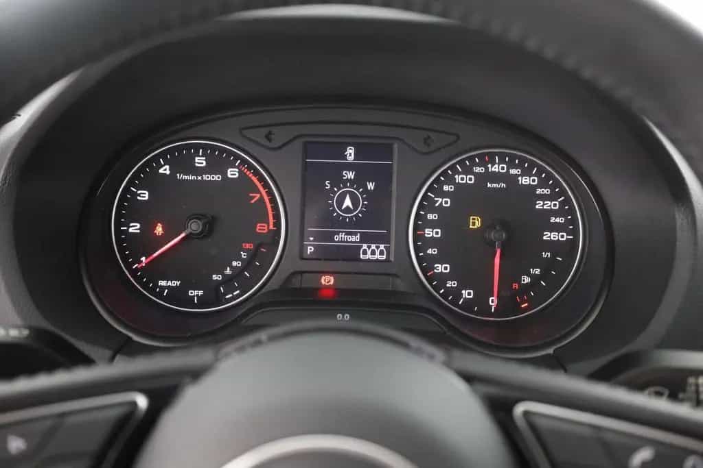 Audi Q2 35 TFSI LED AHK Navi Sitzheizung DAB PDC 05/2020-photo-18