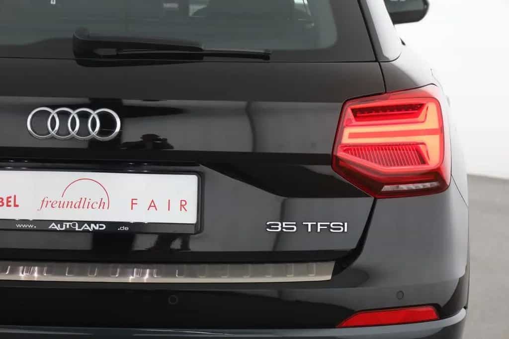 Audi Q2 35 TFSI LED AHK Navi Sitzheizung DAB PDC 05/2020-photo-31