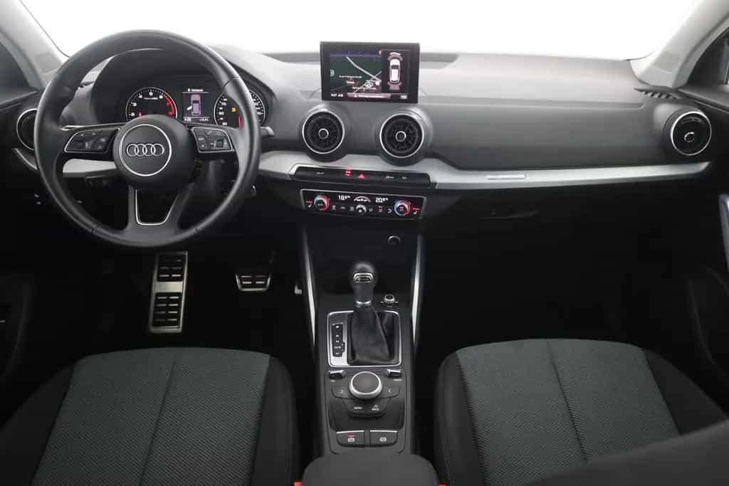Audi Q2 35 TFSI LED AHK Navi Sitzheizung DAB PDC 05/2020-photo-8