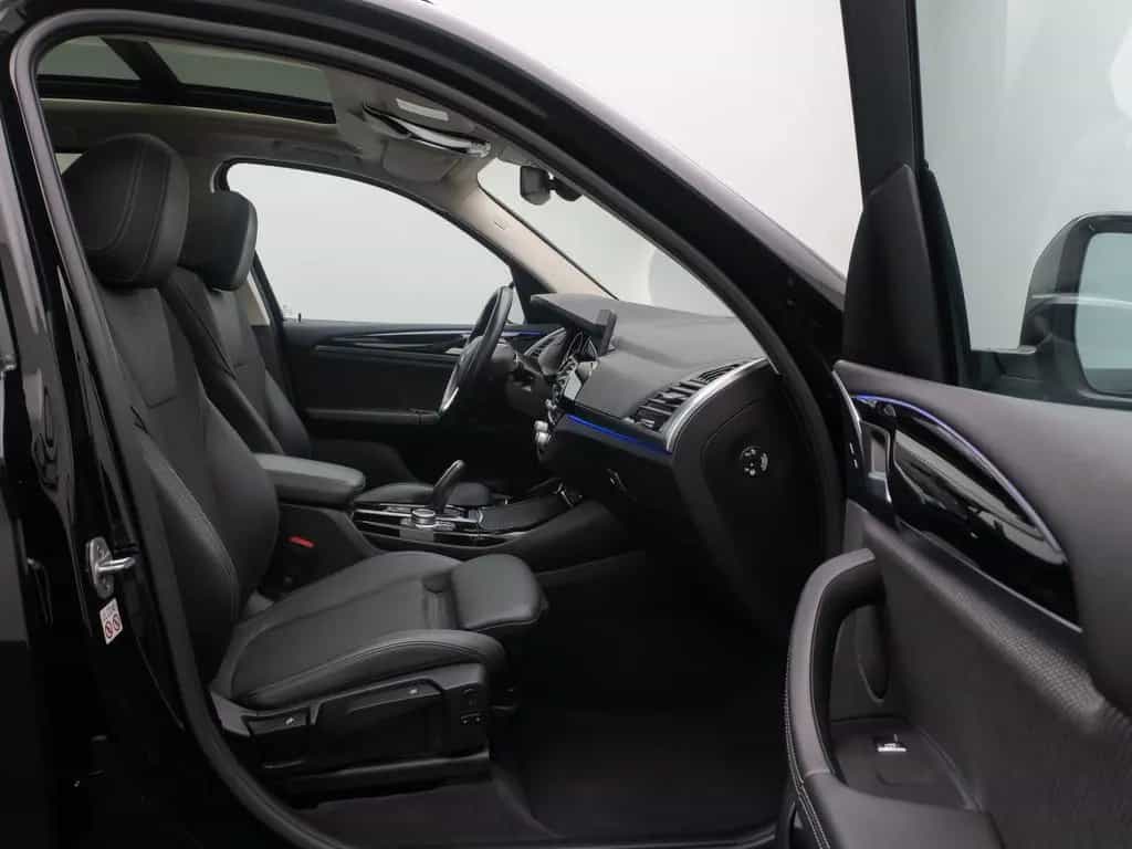 BMW X3 xD20d xLine Panorama Sport Individual 18Zoll 11/2020-photo-23