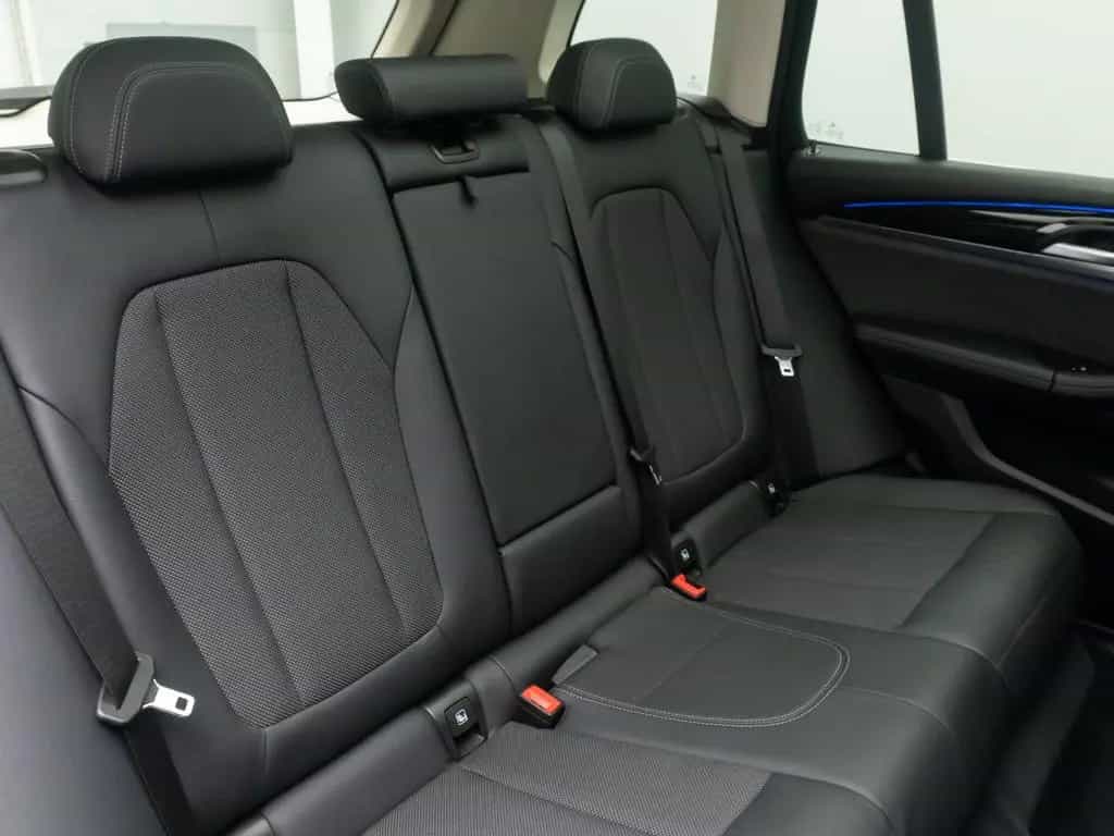 BMW X3 xD20d xLine Panorama Sport Individual 18Zoll 11/2020-photo-28